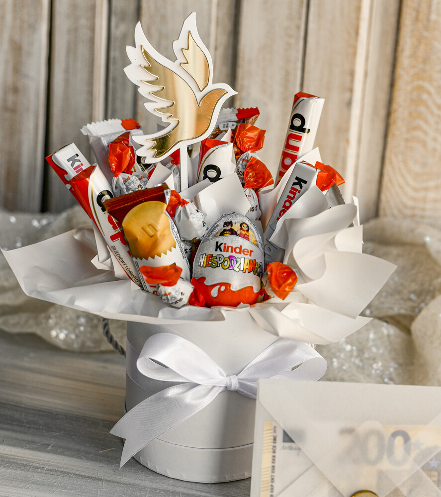 Pamiątki Prezenty na komunię  boxy prezentowe Zestaw Prezentowy od Chrzestnych na Pierwszą komunię Kinderki, Flowerbox Komunijny opakowanie na pieniądze1