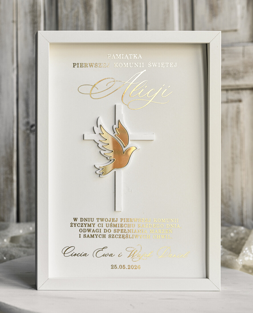 Pamiątki Prezenty na komunię  pamiątki na komunie  Pamiątka Pierwszej Komunii orbrazek z życzeniami Personalizowane pudełko na Prezent1