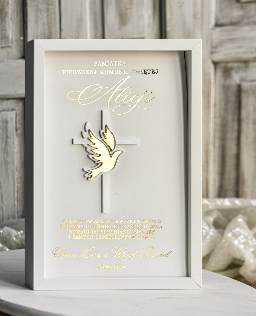 Pamiątki Prezenty na komunię  pamiątki na komunie  Pamiątka Pierwszej Komunii orbrazek z życzeniami Personalizowane pudełko na Prezent7