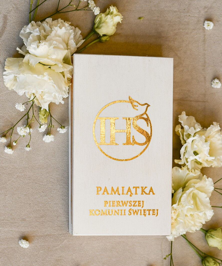 Pamiątki Prezenty na komunię  pamiątki na komunie  białe pudełko pamiątka I Komunii pudełko na pieniądze na Komunię z życzeniami, pudełeczko na pieniądze z dedykacją na I Komunię2