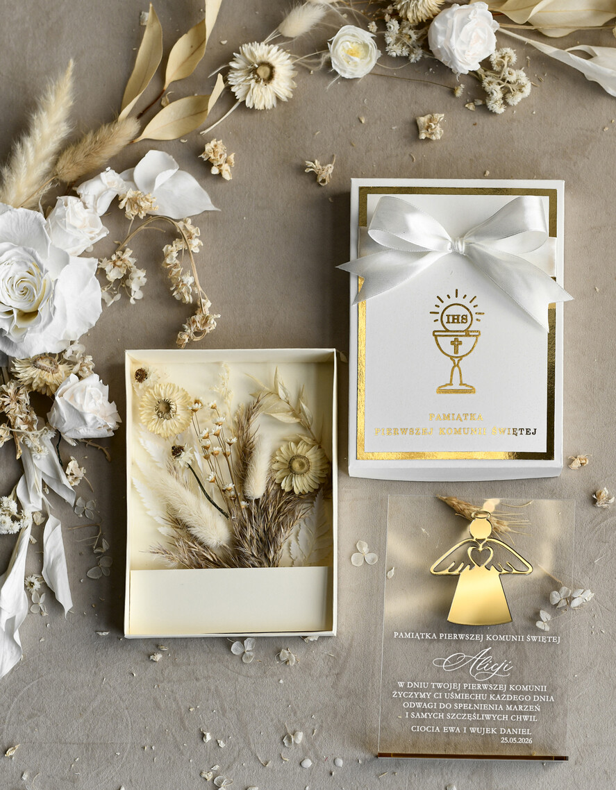 Pamiątki Prezenty na komunię  pamiątki na komunie  Statuetka pamiątka Pierwszej Komunii w pudełku, personalizowana Pamiątka Komunijna opakowanie na pieniądze1
