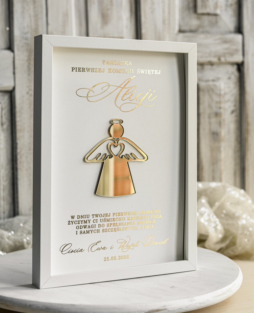 Pamiątki Prezenty na komunię  pamiątki na komunie  Pamiątka Pierwszej Komunii orbrazek z życzeniami Personalizowane pudełko na Prezent5