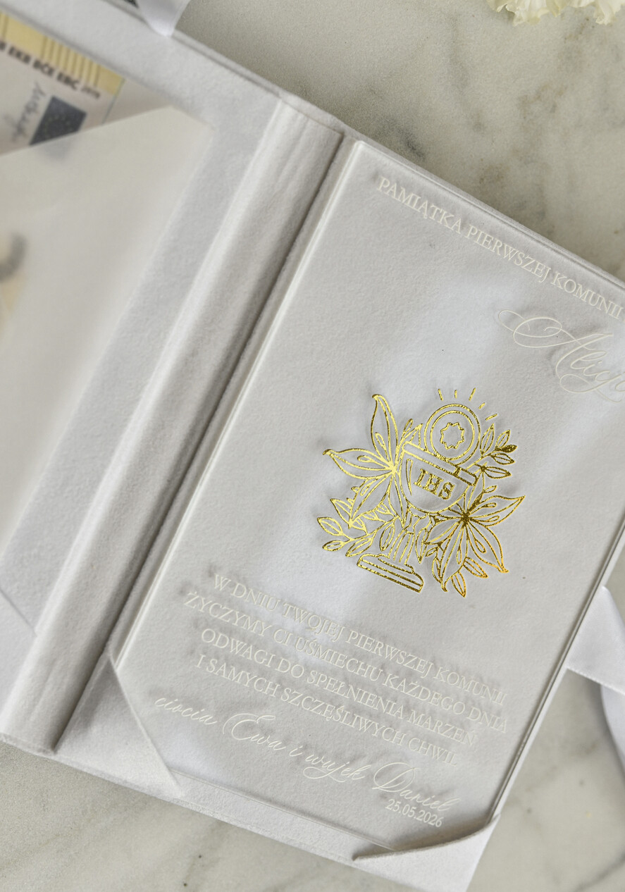 Pamiątki Prezenty na komunię  pamiątki na komunie  Statuetka pamiątka Pierwszej Komunii w pudełku, personalizowana Pamiątka Komunijna opakowanie na pieniądze11