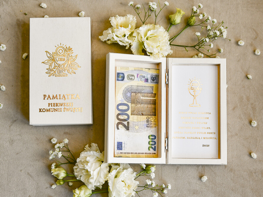 Pamiątki Prezenty na komunię  pamiątki na komunie  białe pudełko pamiątka I Komunii  pudełko na pieniądze na Komunię z życzeniami, pudełeczko na pieniądze z dedykacją na I Komunię3