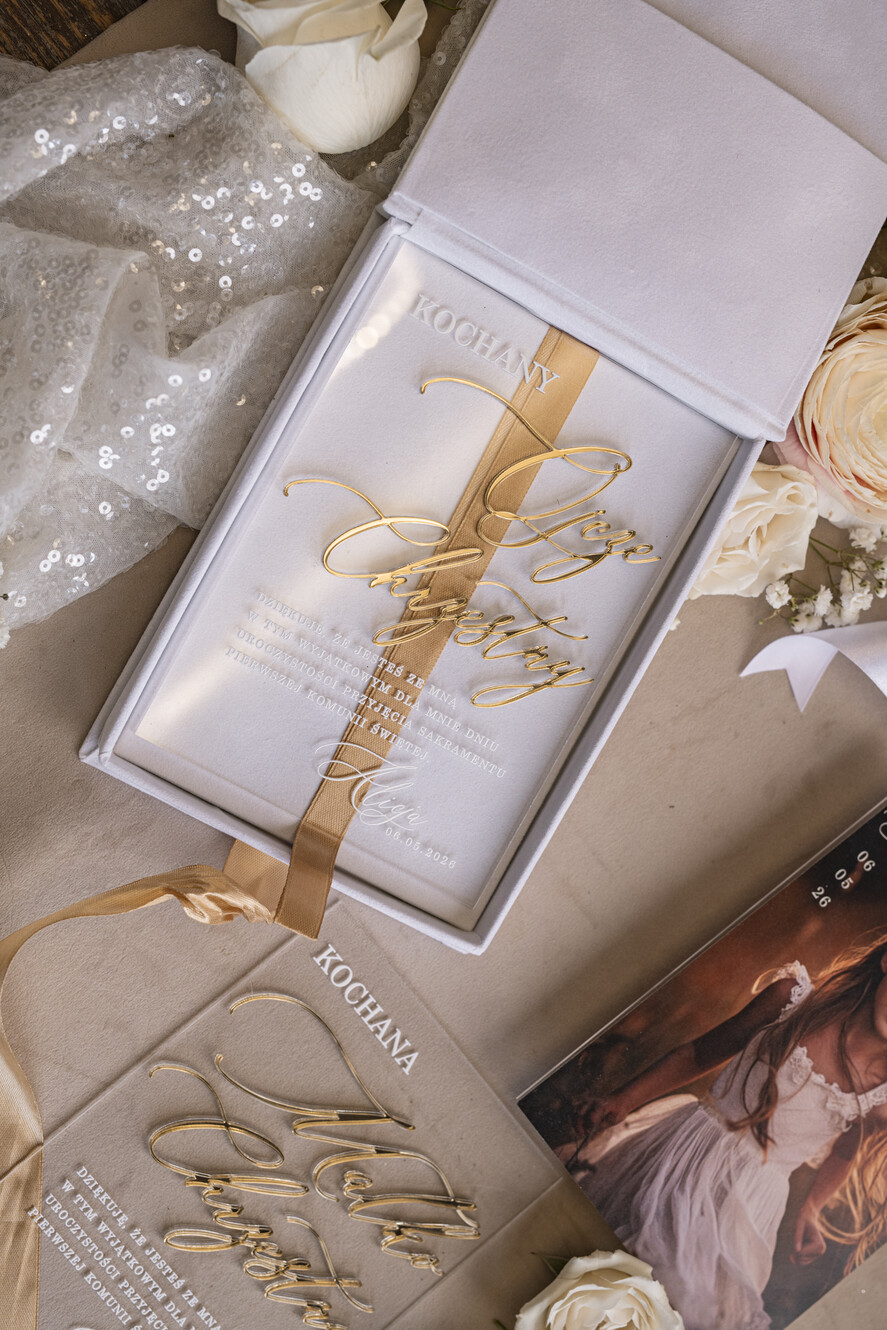 Pamiątki Prezenty na komunię  zaproszenia i podziękowania dla najbliższych  podziękowanie dla Ojca Chrzestnego, wyjątkowe podziękowania dla chrzestnych, podziękowanie dla chrzestnego pudełko w środku podziękowanie 8