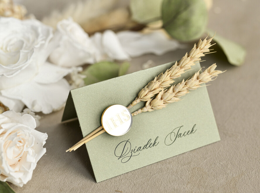 Winietki na komunię  winietki  naturalne winietki na komunię, winietka dekoracja stołu na komunii, komunijne winietki szałwiowe3