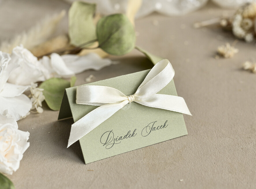 Winietki na komunię  winietki  eleganckie winietki na komunię, winietka dekoracja stołu na komunii, komunijne winietki, szałwiowe winietki na komunię1