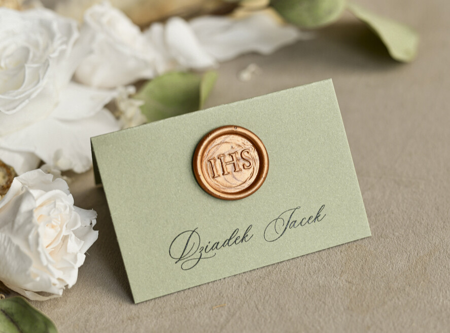 Winietki na komunię  winietki   winietki na komunię, winietka dekoracja stołu na komunii, komunijne winietki z szyfonową wstążką2