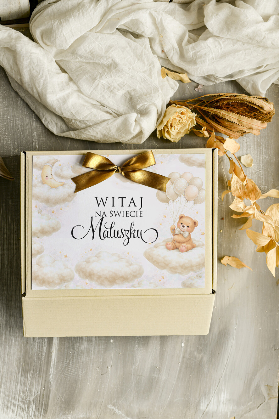 prezent dla Malucha - Wyprawka duze boxy preznetowe dla noworodka   Wyprawka Niemowlę- Prezent dla Noworodka Witaj Świecie -pieluszka Skarpetki Misie1