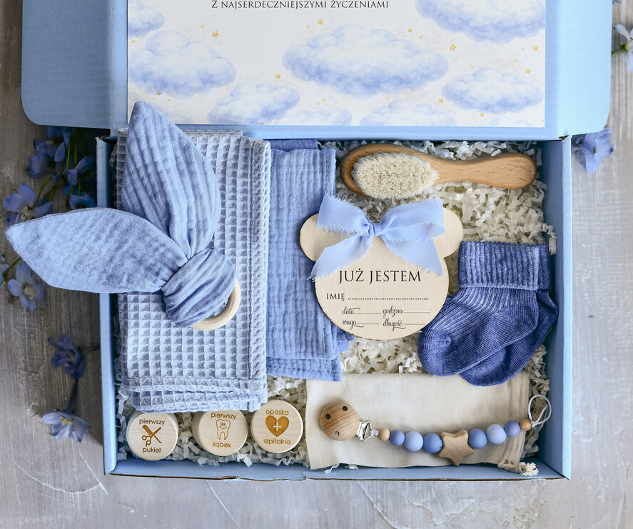 prezent dla Malucha - Wyprawka duze boxy preznetowe dla noworodka  Zestaw prezentowy dla Noworodka - Wyprawka Niemowlę Baby Shower boho gryzak pieluszka Kroki Milowe3
