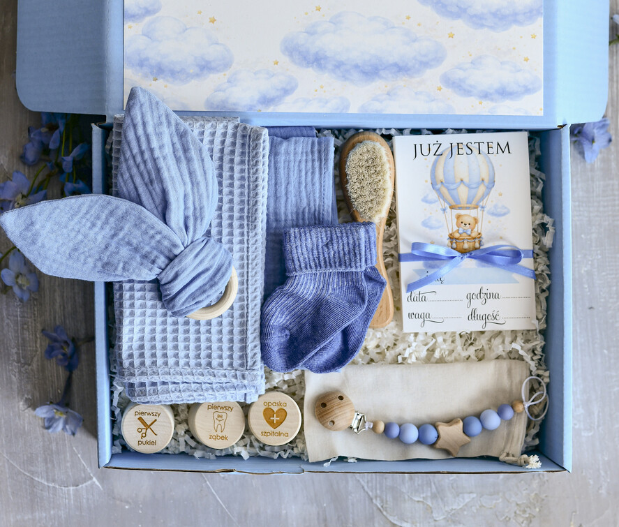 prezent dla Malucha - Wyprawka duze boxy preznetowe dla noworodka  Zestaw prezentowy dla Noworodka - Wyprawka Niemowlę Baby Shower boho gryzak pieluszka Kroki Milowe5