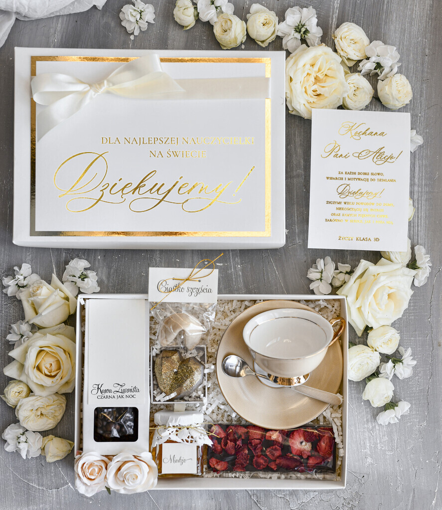 prezent dla nauczuciela/ dzień nauczyciela zestaw prezentowy z filiżanką Box prezentowy dla nauczyciela –  zakonczenie roku szkolnego - prezent dla nauczycielki filiżanka w pudełku z podziękowaniem0