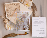 Zaproszenia ślubne Ze zdjęciem  niepowtarzalne zaproszenia ślubne ze zdjęciem, zaproszenia na ślub z płatkami złota, złote zaproszenia na ślub, tłoczona koperta do zaproszeń ślubnych2