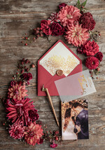 Zaproszenia ślubne Ze zdjęciem  Minimalistyczne Złocone zaproszenia ślubne ze zdjęciem  Bordowe foto zaproszenie na ślub Złote Litery i Wasze Fotki2