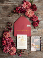 Zaproszenia ślubne Ze zdjęciem  Minimalistyczne Złocone zaproszenia ślubne ze zdjęciem  Bordowe foto zaproszenie na ślub Złote Litery i Wasze Fotki4