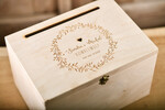 Pudełko na koperty  DREWNIANE drewniana skrzynka na koperty ślubne rustykalna z grawerem imiona i data  1