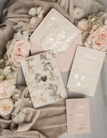 Zaproszenia ślubne Złote Glamour złote zaproszenia ślubne ze złotym serduszkiem ręcznie robione zaproszenia na slub glamour zaproszenie ślubne zamykane w złotej kalce zaproszenia na ślub i wesele13