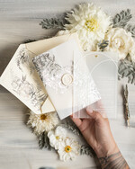 Zaproszenia ślubne Złote Glamour zaproszenia na ślub z satynowej pleksy, zaproszenia na wesele z akrylu, zaproszenia slubne z lakiem, elrganckie zaproszenia na slub4