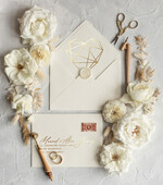 Zaproszenia ślubne Złote Glamour Złote  błyszczące zaproszenie na ślub z geometrycznym secem Złote Zaproszenia Ślubne z Listkami  Glamour Proste  Złocone Zaproszenie na Ślub1