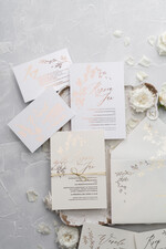 Zaproszenia ślubne Złote Glamour delikatne złote zaproszenia ślubne w eleganckim stylu glamour z motywem listków  4