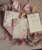 Zaproszenia ślubne Złote Glamour złote zaproszenia ślubne z kalkowym etui, różowe zaproszenie na ślub z piwoniamo złocone, zaproszenia na slub cywilny pudrowy róż peonie16