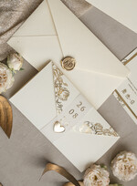 Zaproszenia ślubne Złote Glamour złote zaproszenia ślubne zamykane w kopertę, Kopertowe zaproszenie na ślub w złocie, zaproszenia na ślub w stylu glamour, złote napisy na zaproszeniach ślubnych6