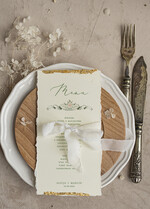 Menu glamour złota karta dań weselnych, menu weselne z dartymi brzegami i płatkami złota, karta podawania dań na weselu ze złotem 2