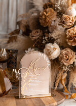 Menu glamour nowoczesna forma karty dań na weselu, akrylowe menu weselne, stojąca karta dań, menu weselne w stylu glamour, złote menu weselne 4