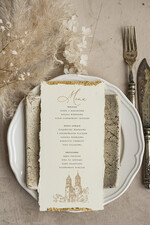 Menu glamour złota karta dań weselnych, menu weselne z dartymi brzegami i płatkami złota, karta podawania dań na weselu ze złotem 1