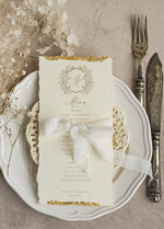 Menu glamour złota karta dań weselnych, menu weselne z dartymi brzegami i płatkami złota, karta podawania dań na weselu ze złotem 2