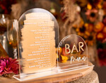 Menu glamour nowoczesna forma karty drinków na weselu, akrylowa karta drinków, stojąca karta drinków, złote napisy na stoły weselne 1