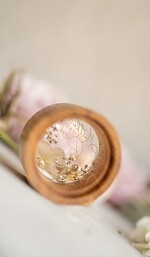 Pudełka Szkatułki na Obrączki szkatułki pudełeczko na obrączki ślubne delikatne kwiaty zatopione w żywicy ręcznie robiona szkatułka wasze imiona i data10