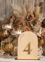 Numery na stół Rustykalne Drewniane numerki na stół weselny, rustykalne numery stołów weselnych, rustykalne numerki na stol weselny, drewniane numery stolow weselnych0