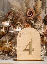 Numery na stół Rustykalne Drewniane numerki na stół weselny, rustykalne numery stołów weselnych, rustykalne numerki na stol weselny, drewniane numery stolow weselnych1