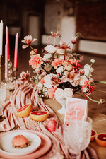 Numery na stół Rustykalne numery na stoły weselne, styl rustykalny prostota i minimalizm1