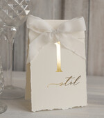 Numery na stół Glamour usadzenie gości numery na stół weselny, złote klasyczne i eleganckie numery na stoły weselne, wydzierane brzegi i złote litery, dekoracje stołu weselnego0