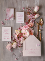 Zaproszenia ślubne Minimalistyczne Proste Zaproszenia Ślubne Marmurkowe Wydruk na Akrylu  Zaproszenia na Ślub Marmur Zaproszenie Ślubne Różowe4