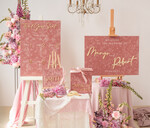 Plany stołów Glamour welurowe powitanie i usadzenie gości plan stołów weselnych, złote napisy na ramie, welurowa rama powitanie na weselu, elegancka tablica powitalna na weselu10