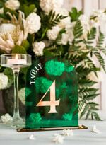 Numery na stół Akryl zielone numerki na stoły weselne, elegancka i nowoczesna forma karty dań na weselu, akrylowe zielone menu weselne, akrylowa zielona karta dań 4