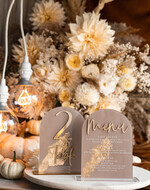 Numery na stół Akryl numerki na stół weselny, akrylowe numery na stół weselny, złoty numerek na stoły weselne, numeracja stolow na weselu, eleganckie numerki na stol weselny5