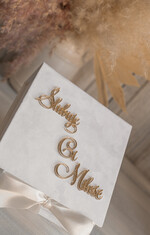 Księgi wpisów gości welurowe Szybka Wysyłka zestaw na wesele księga wpisów gości szkatułka na obrączki kopertówka, biały welurowy zestaw na wesele złote litery 25