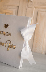 Księgi wpisów gości welurowe Szybka Wysyłka zestaw na wesele księga wpisów gości szkatułka na obrączki kopertówka, biały welurowy zestaw na wesele złote litery 19