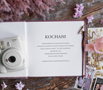 Księgi wpisów gości welurowe różowa welurowa księga wpisów gości, złote napisy na okładce, welurowa pamiątkowa księga wpisow gosci3