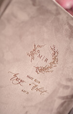 Księgi wpisów gości welurowe mała welurowa księga gości weselnych z ankietami lub waszymi wydrukami na ploaroidy i fotki z fotobudki   3