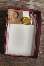 PREZENTY NA RÓŻNE OKAZJE  Kaligrafia Zestaw do nauki kaligrafii nowoczesnej oraz zestaw papeterii 17