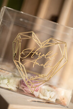 Pudełko na koperty  glamour przezroczysta ślubna skrzynka pudełko na koperty weselne geometryczne złote serce wasze imiona21
