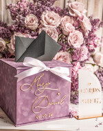 Pudełko na koperty  glamour Aksamitna welurowa kopertówka ze złotymi napisami, lawendowy cieniowany welur, pudełko na koperty, fioletowa kopertówka na koperty od gosci weselnych 7