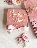 Pudełka Szkatułki na Obrączki glamour pudełko na obrączki ślubne złote imiona i data slubu, ozdobne eleganckie pudełko na biżuterię, welurowa szkatułka na obrączki, aksamitne pudełeczko na obrączki0