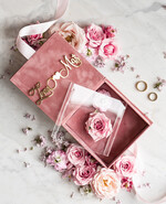 Pudełka Szkatułki na Obrączki glamour szkatułka na obrączki wasze imiona i data, welurowe pudełko na obrączki ślubne, eleganckie aksamitne pudełko na obrączki ze złotymi napisami, wesele glamour5