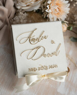 Pudełka Szkatułki na Obrączki glamour piękne welurowe pudełeczko na obrączki ślubne, złote napisy na pudełeczku, welurowa szkatułka na obrączki, aksamitne pudełeczko na obrączki w kolorze ecru9